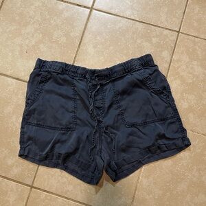 Women’s GAP Shorts